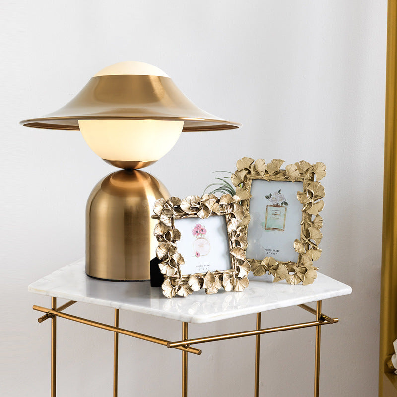 Minimalist Table Lamp Londecor