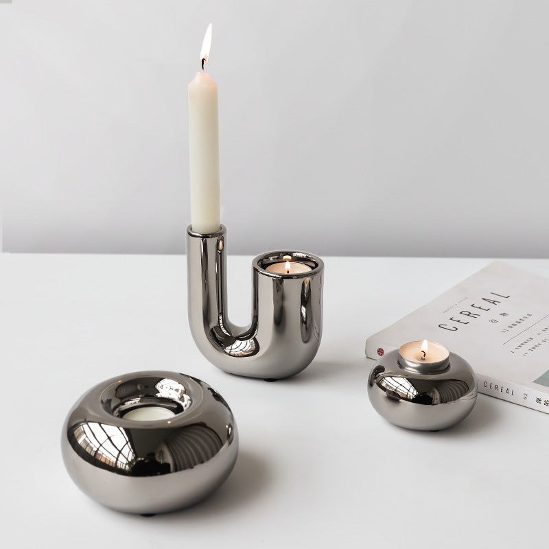 Modern Silver Geometric Candleholder (Light Luxury) Modern Silver Geometric Candleholder