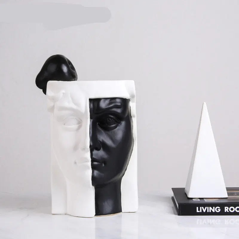 Creative Ceramic Ornament Londecor