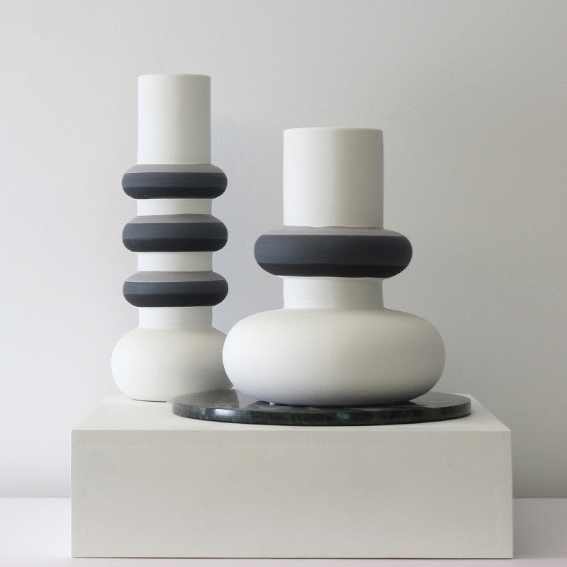 Simple Contrast Striped Ceramic Vase Londecor
