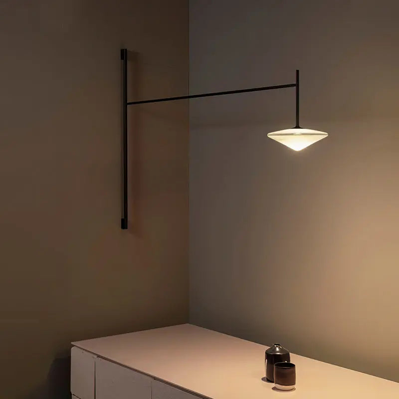 GeoGlow Wall Light Londecor