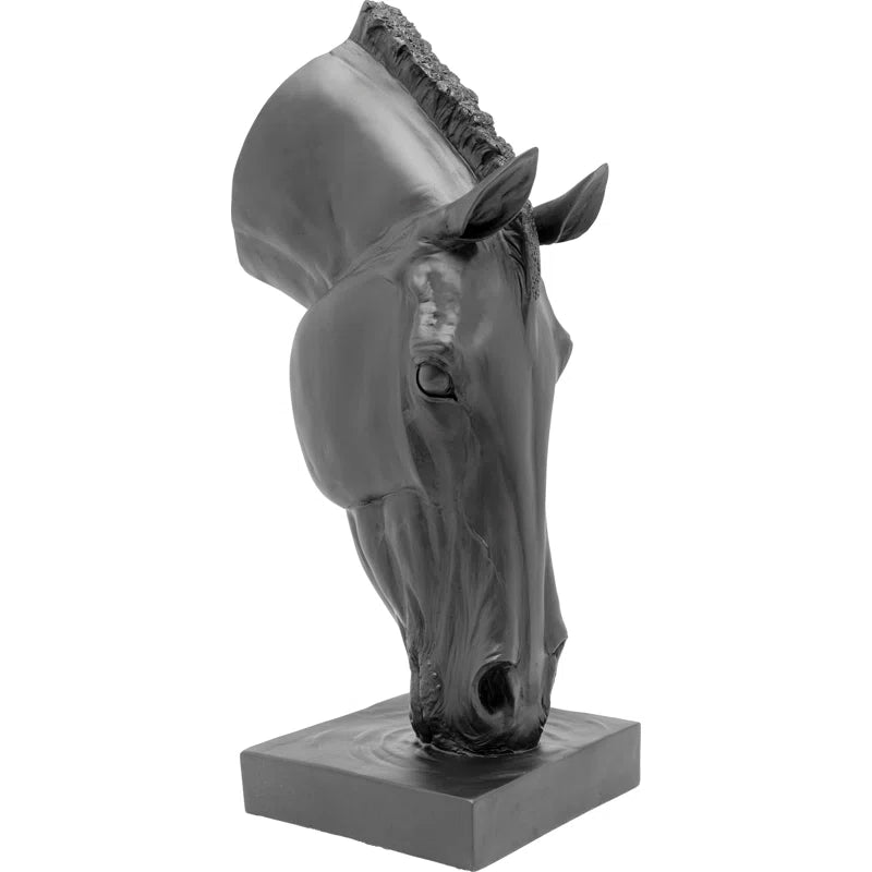The artificial stone sculpture gives the impression that it could neigh at any moment, especially after indulging in the gently undulating water. It's not just equestrians who find themselves instinctively reaching out to stroke the noble black horse's he