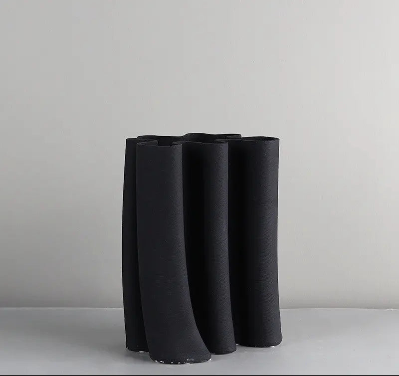 Light Luxury Designer Bisque Vase Decoration Londecor