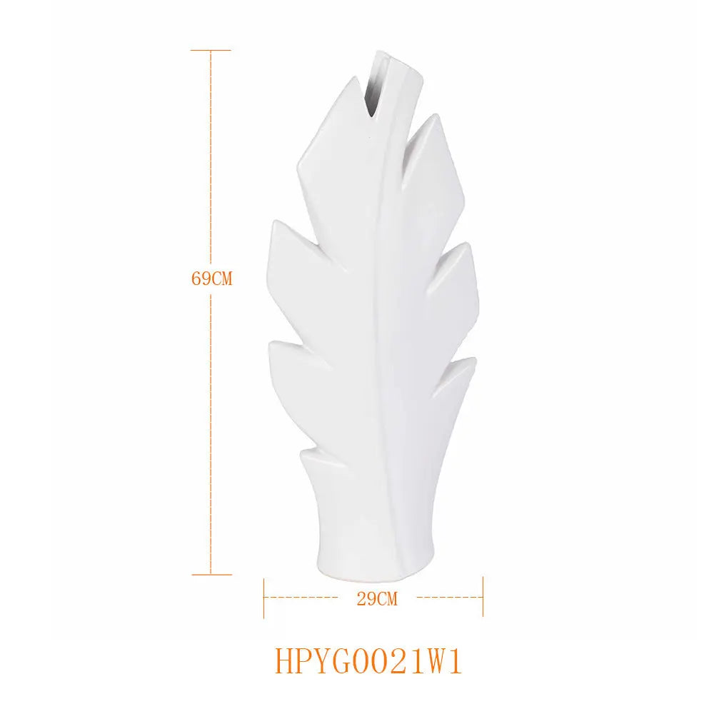 Exhibition Hall Entrance Matte Ceramic Art Vase Londecor