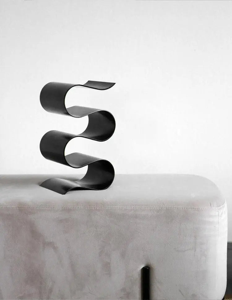 Nordic Shelves Bookshelf wine rack Decoration Ornaments - Londecor
