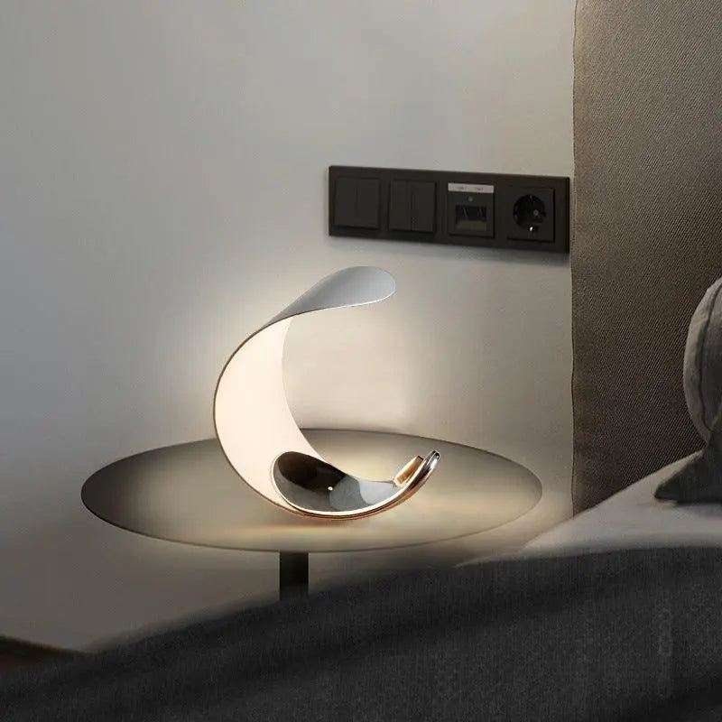 Decorative Moon Table Lamp - Londecor