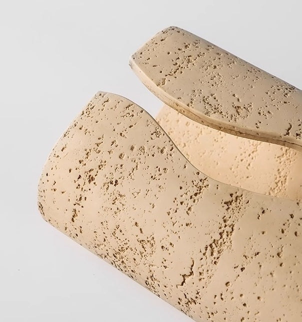 Product information: Material: Resin Style: light luxury Packing list: Paper box * 1 Product Image: Stone Paper Box