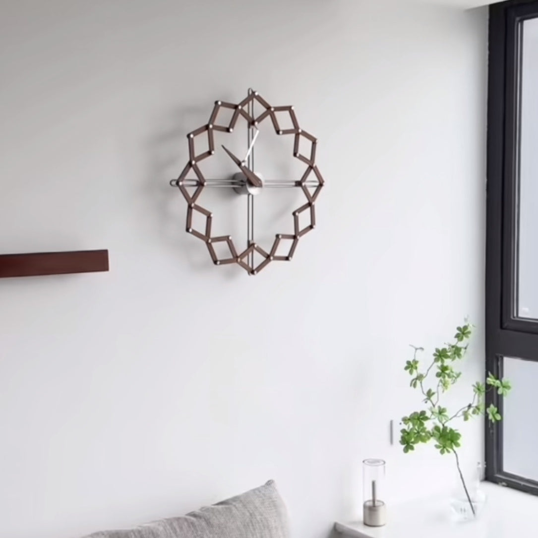 Exquisite Design Of Irregular Dynamic Clock