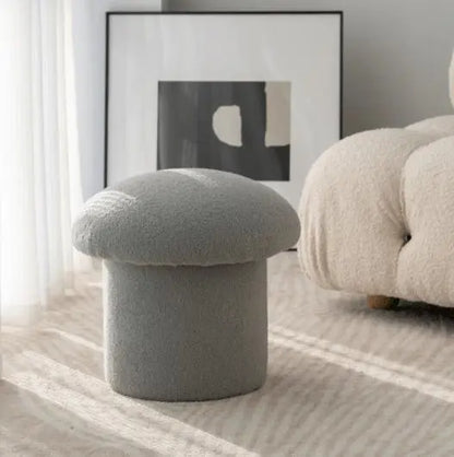 Minimalist Solid Elbow Chair - Londecor