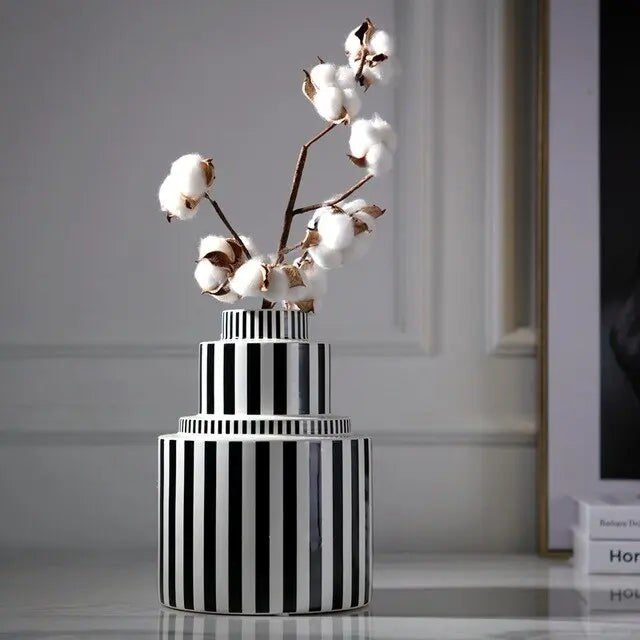 Black and white striped ceramic vase Londecor