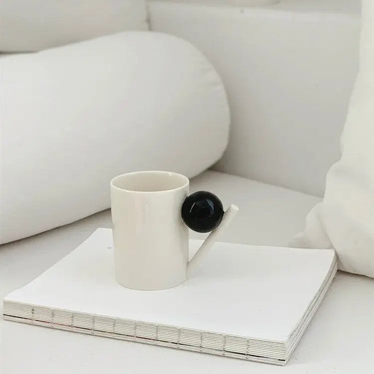 Minimalist Creative Coffee mug Londecor