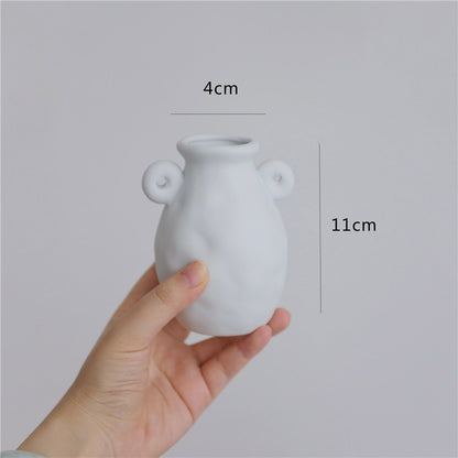 Plain Ceramic Vase Decoration