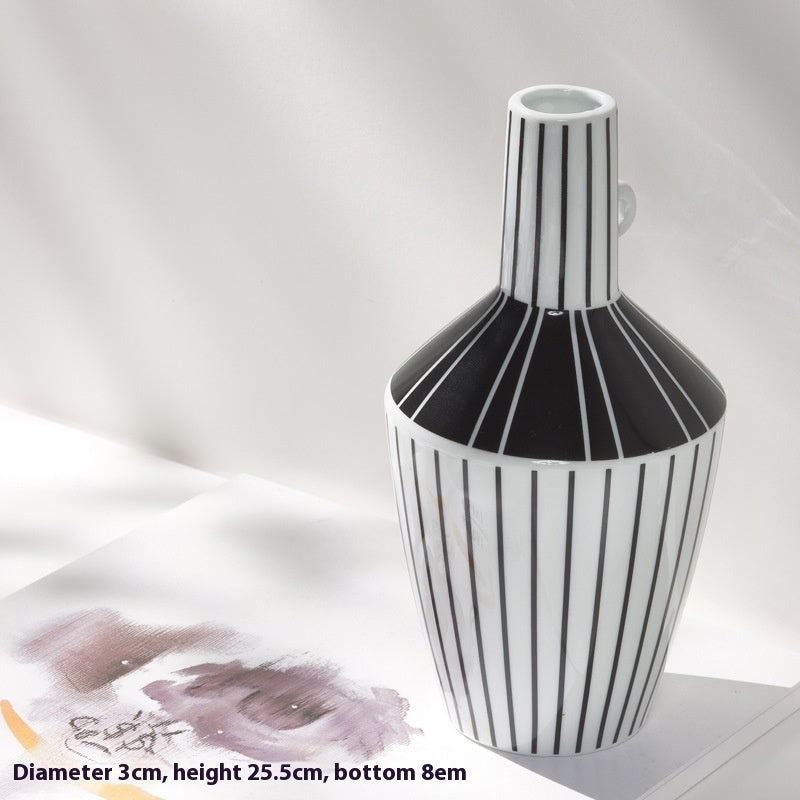 Black And White Vase Decoration