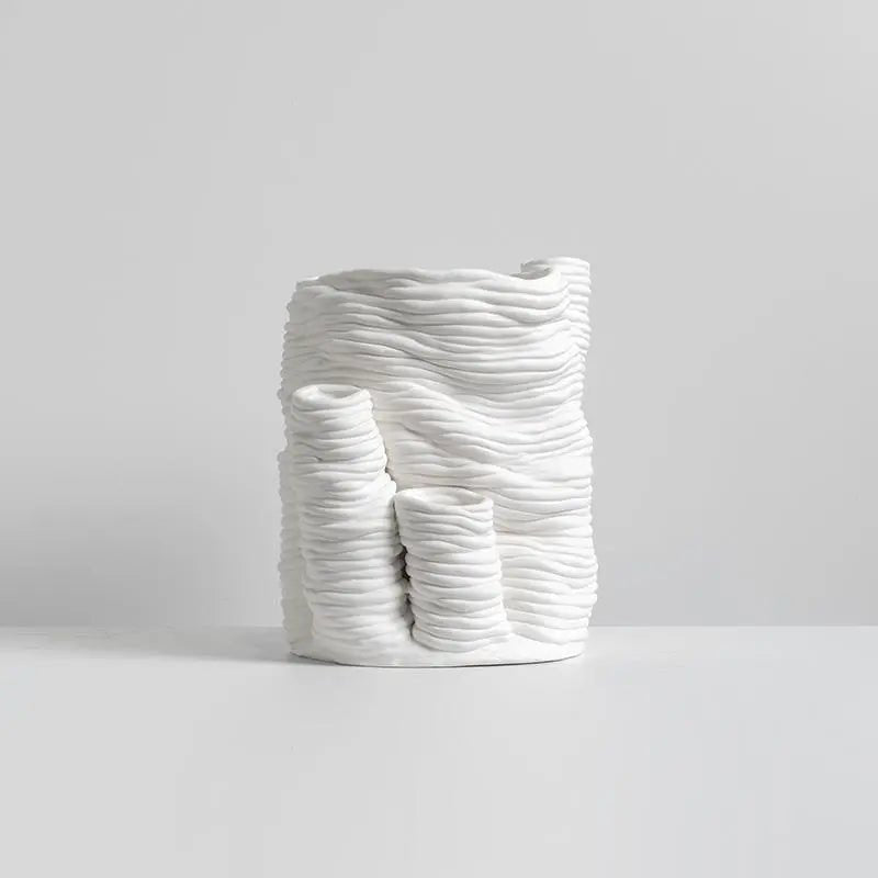 Abstract Art Resin Vase - Londecor