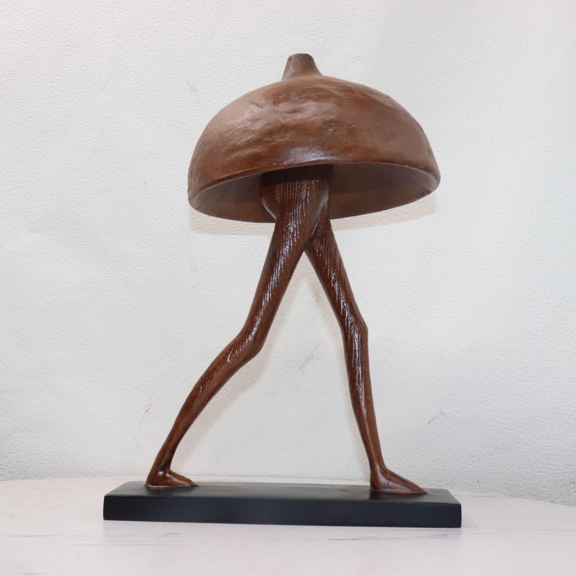 Product information: Color: 25*20 * 40CM Material: synthetic resin Style: modern simplicity Category: resin crafts Packing list: 1* Decoration Product Image: Abstract Mushroom Home Decoration