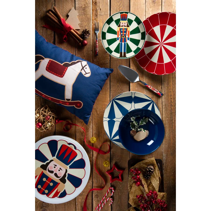 Excelsa 18-Piece Dinnerware Set: Vintage Christmas