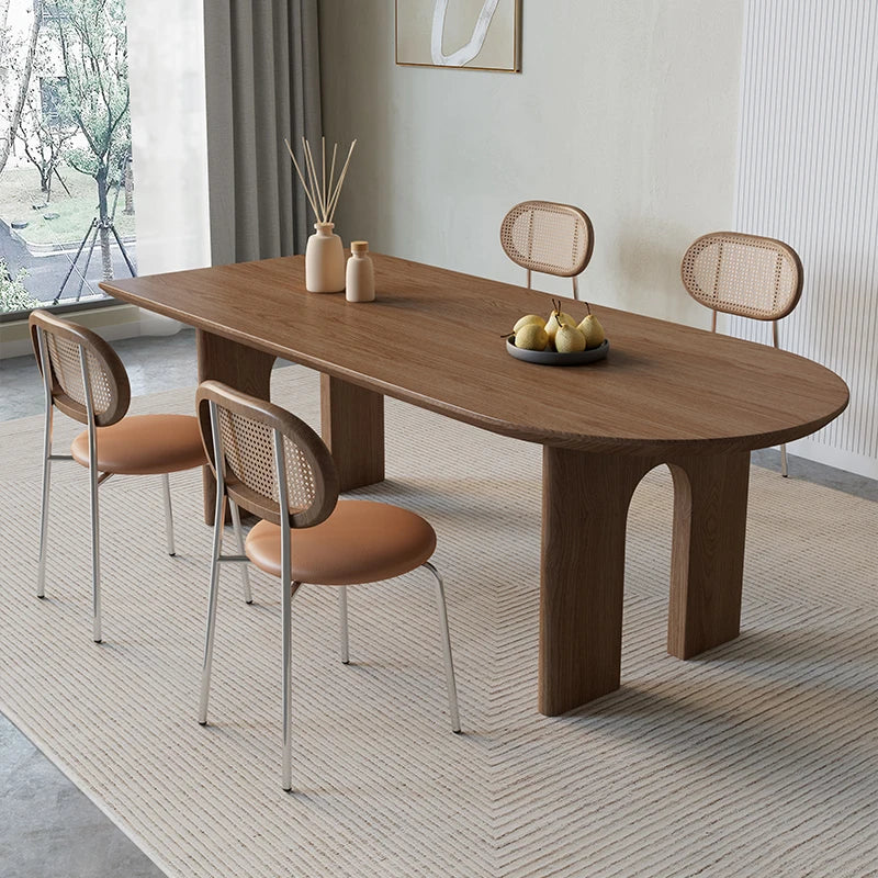 Uta Dining table