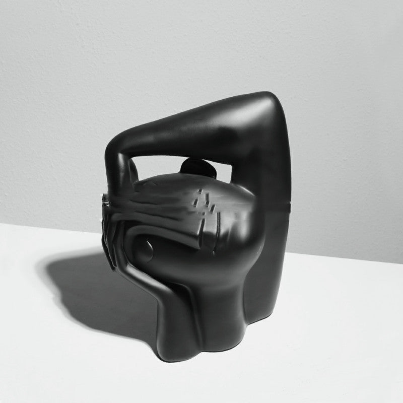 Product information: Material: Resin Style: minimalist and modern Craftsmanship: handmade Appearance: Character Size:32*23*42.5cm Packaging list: Pendant X1PCS Sculpture Ornament