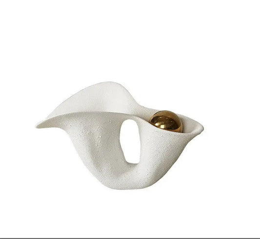 handcrafted White Vase Londecor