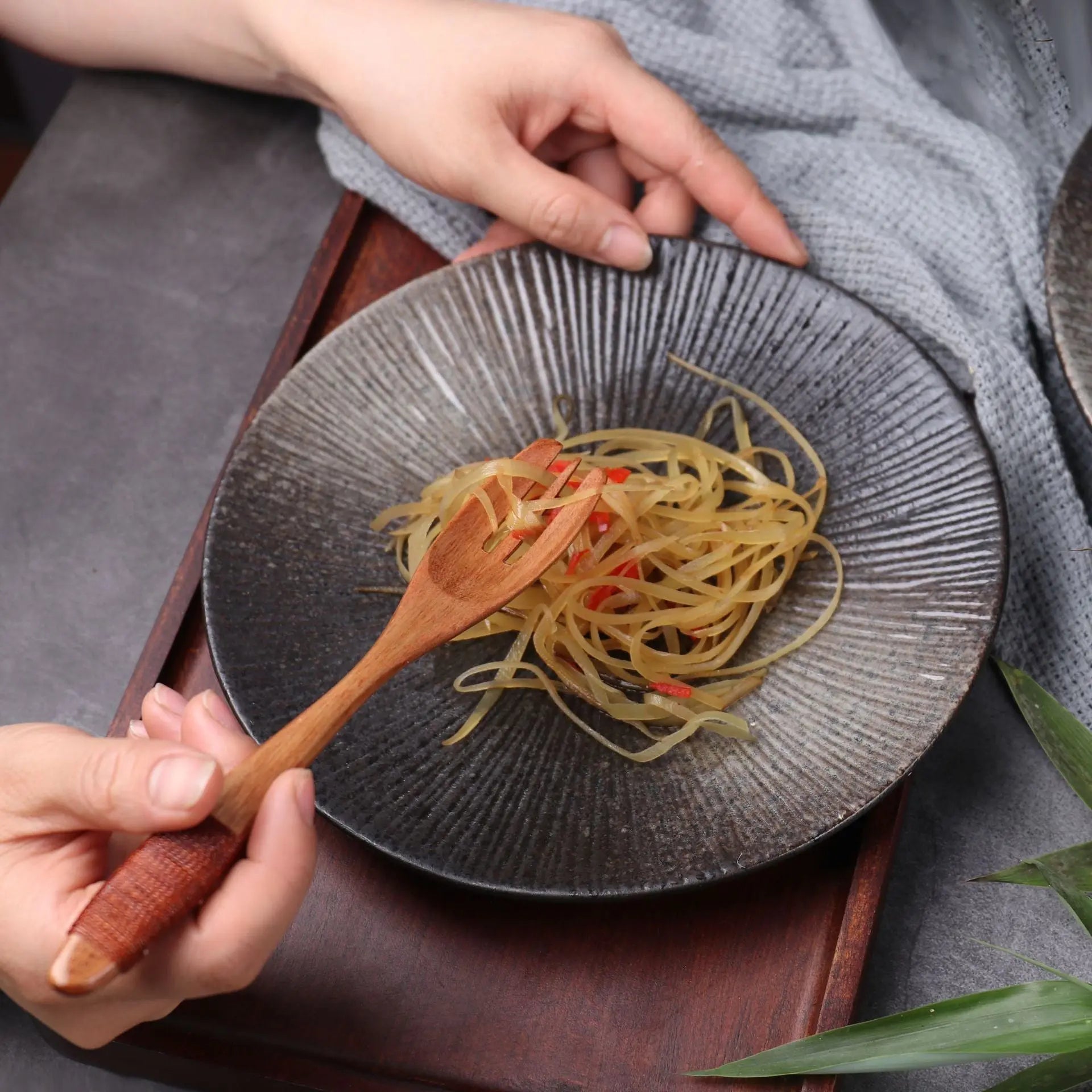 Striped Steak Plate Londecor