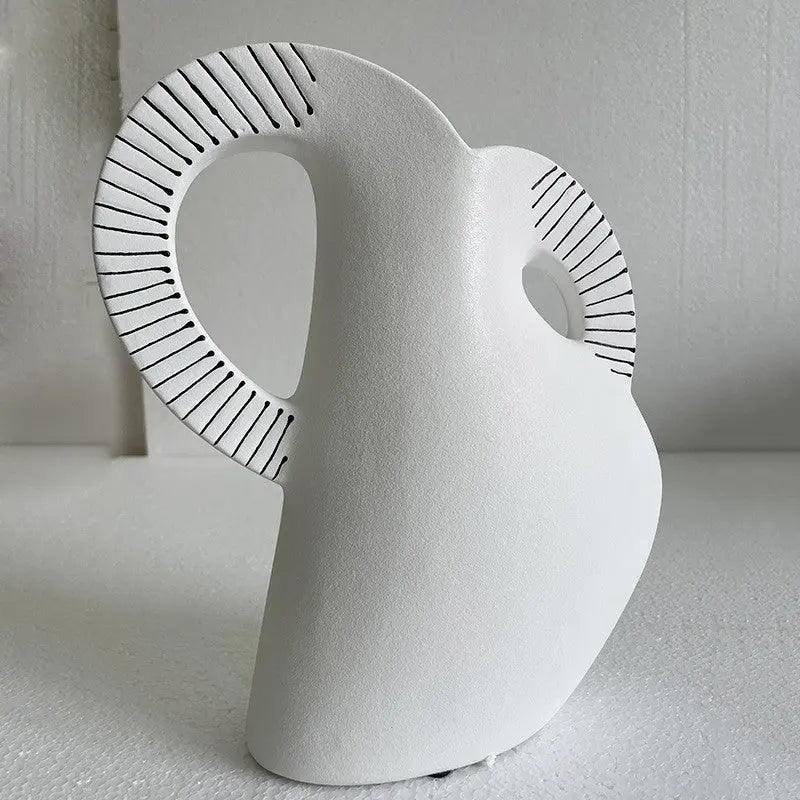 Scandinavian Minimalist Ceramic Vase Londecor