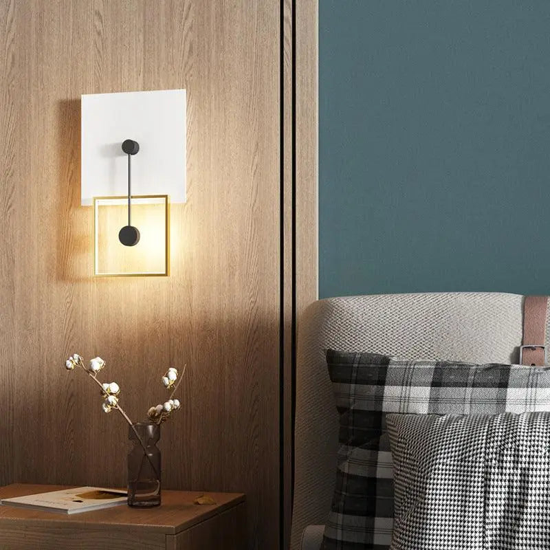 Simple Square Wall Lamp - Londecor