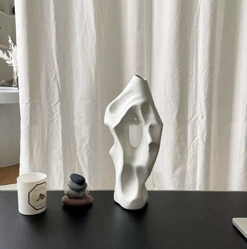 Ceramic Ornaments Medieval Sculpture Vases Decorative Flowers - Londecor