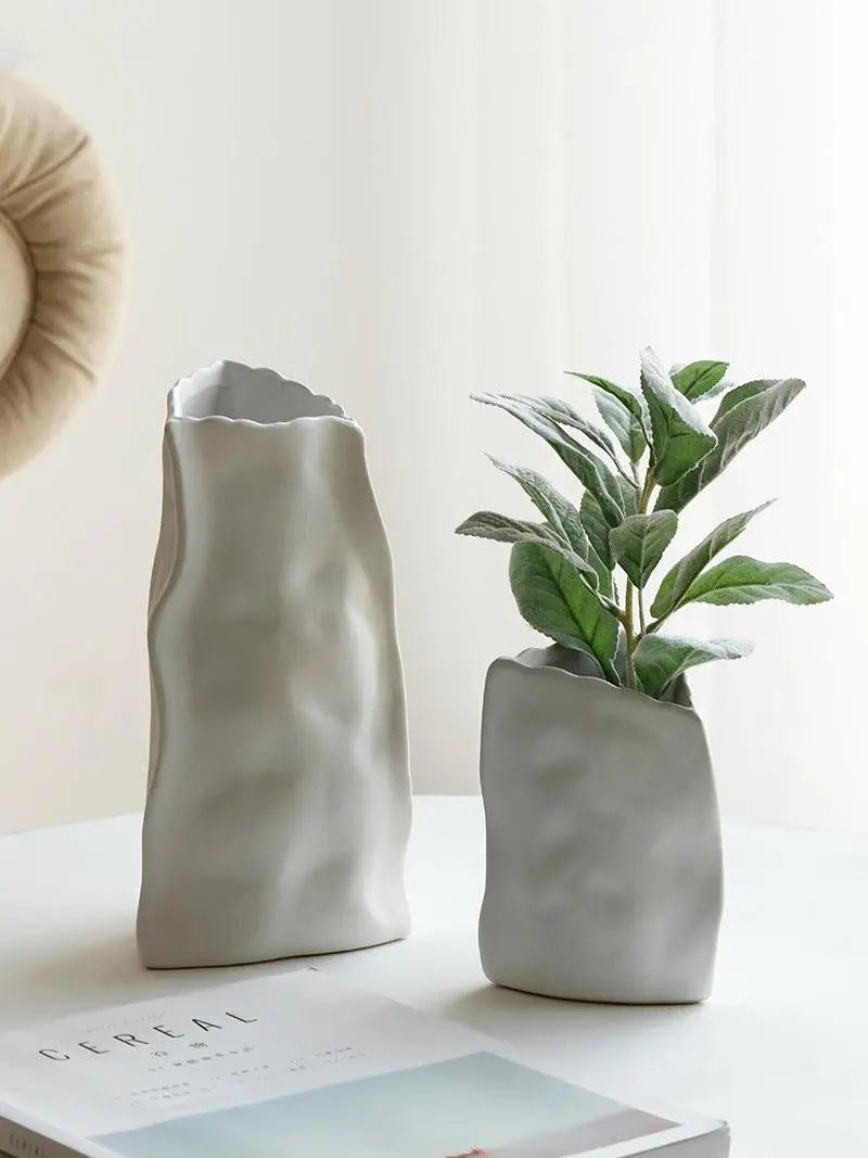 Nordic Irregular Art Ceramic Vase Decoration - Londecor