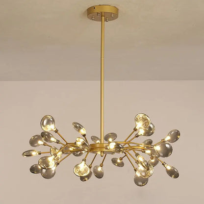 Intricate Golden Chandelier - Londecor