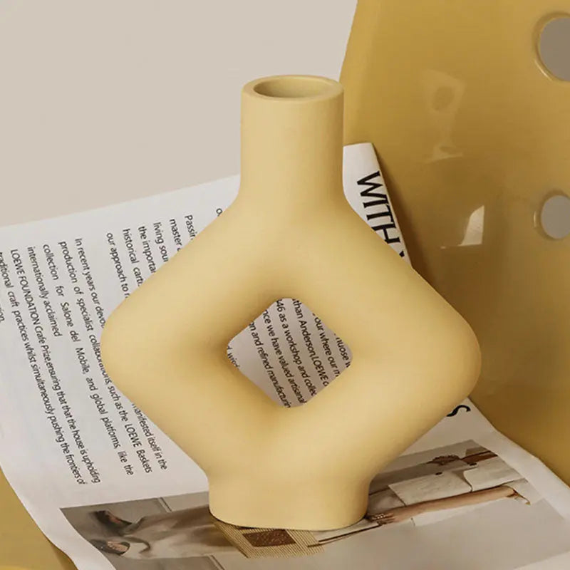 Ceramic Vase Decoration Londecor