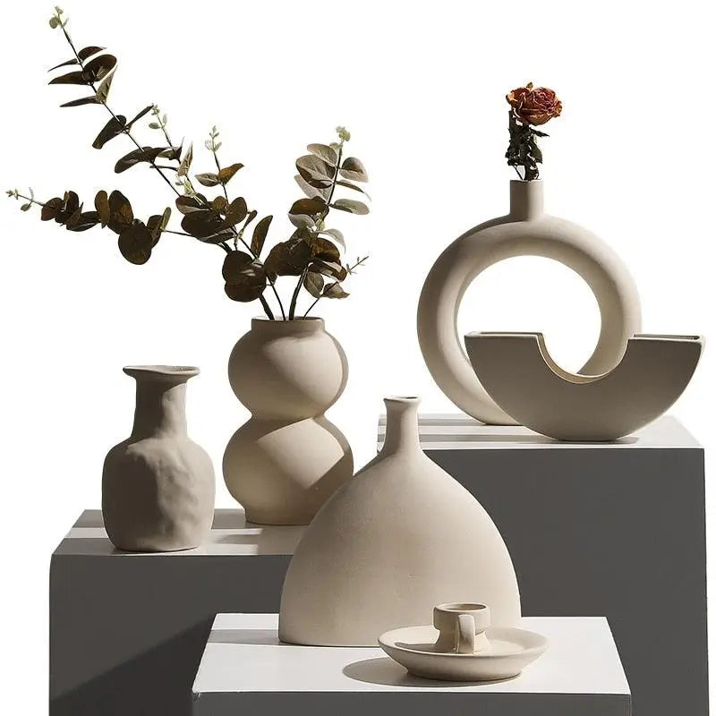 Ceramic Nordic Vases. - Londecor