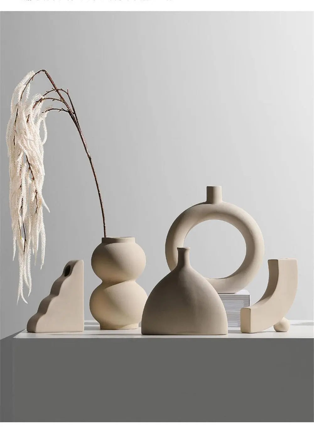 Ceramic Nordic Vases. - Londecor